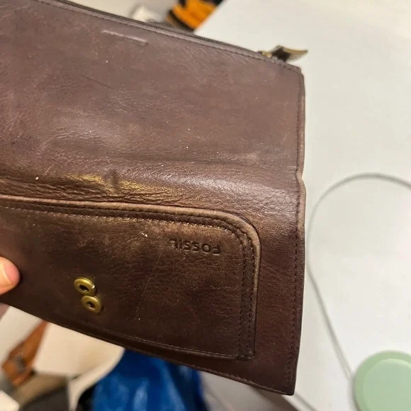 Fossil Deep Brown Pebbled Leather Tri-fold Wallet Card Slots & Zip Pockets - Picture 10 of 10